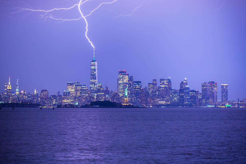 Massive Lightning Bolt Touching The Top Of The World Trade Center (20x30 And 24x36) Photography Art | Images By Brandon