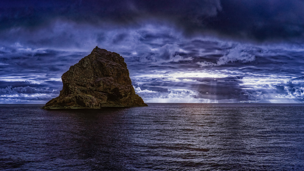 Afternoon Light, Sac Lee Island, St. Kilda Group, Outer Hebrides, Scotland. Photography Art | davidarnoldphotographyart.com