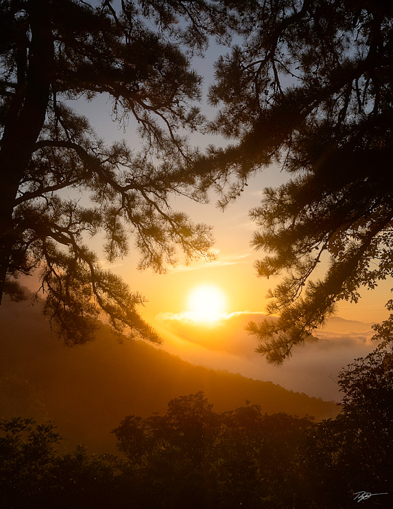Nova - Sunrise In The Blue Ridge Mountains Print