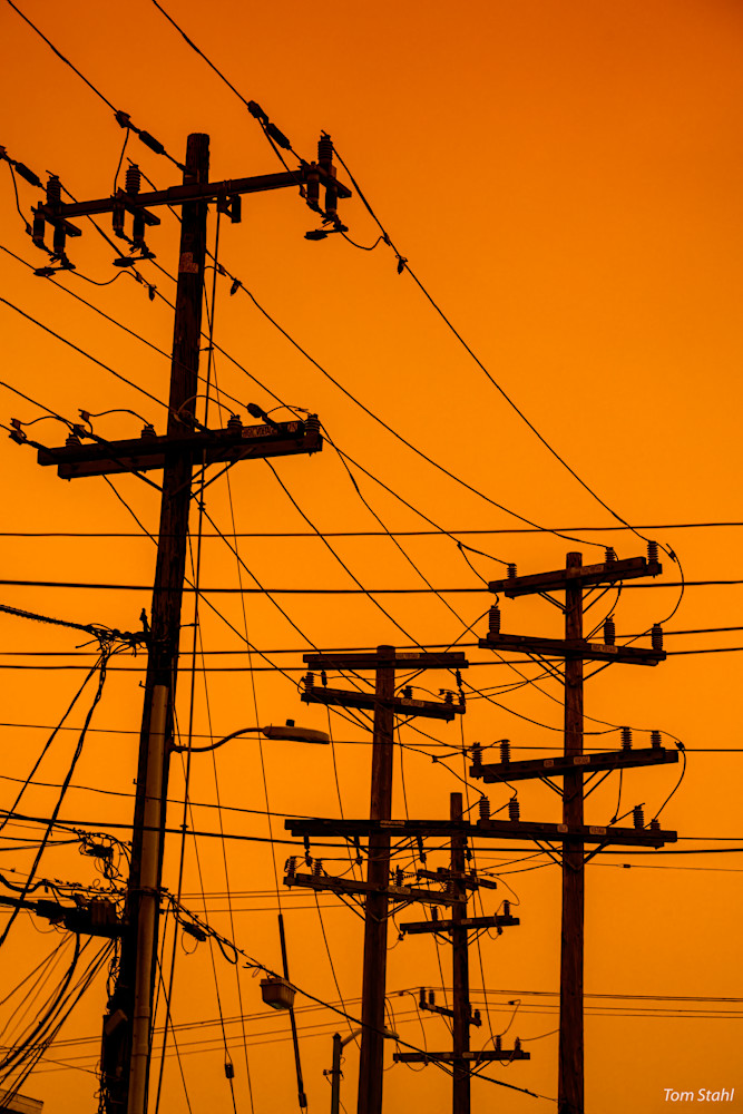 Photo fire sky and power lines