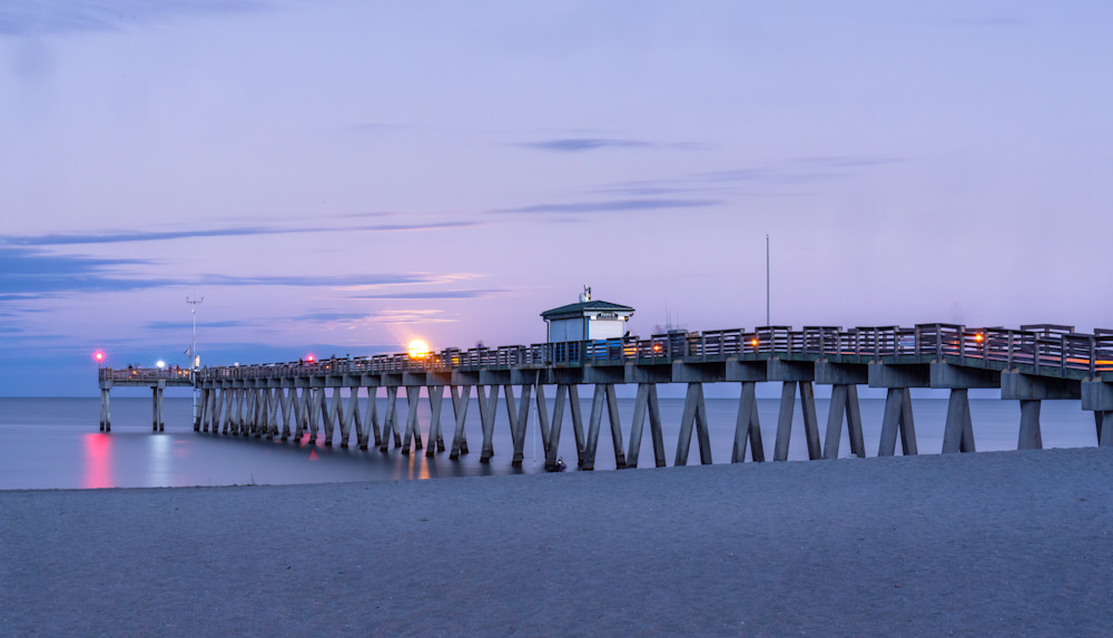 Moonset at the Venice Fishing Pier