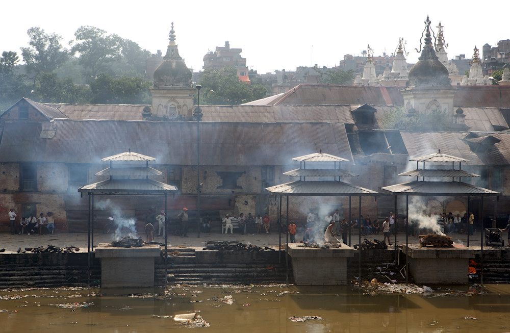 Sacred Fire: The Funeral Pyres Of Shree Pashupatinath Art | Philipson Foundation