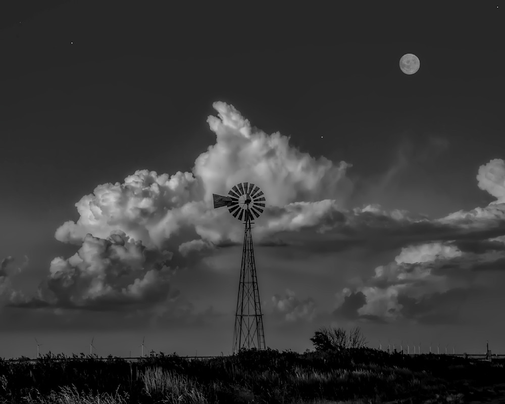 Moon Over Amarillo Art | Jim Livingston Art