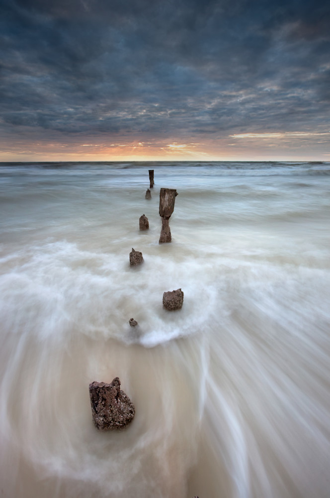 Rushing To The Gulf Photography Art | Gareth Rockliffe Landscape Photography