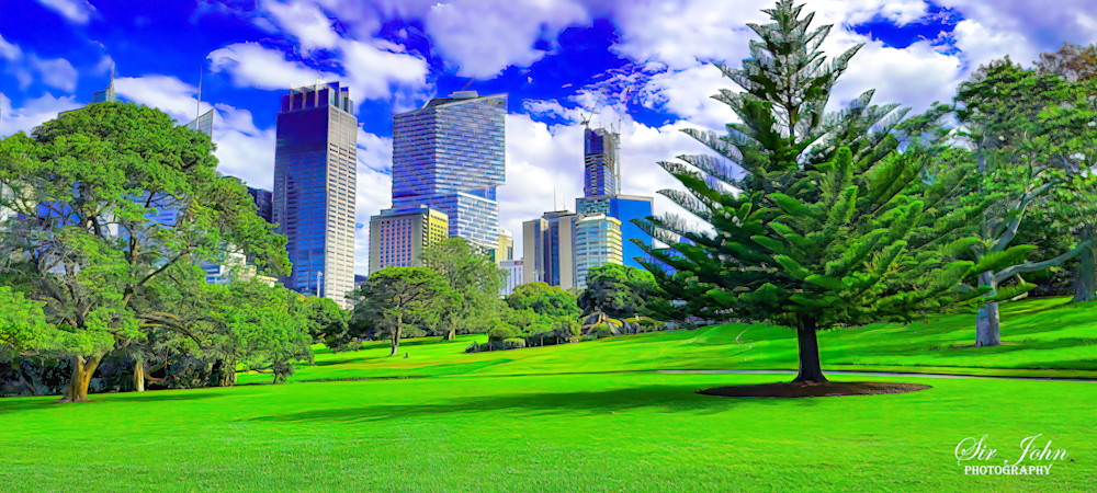 Cityscape of Sydney from the Royal Botanic Garden