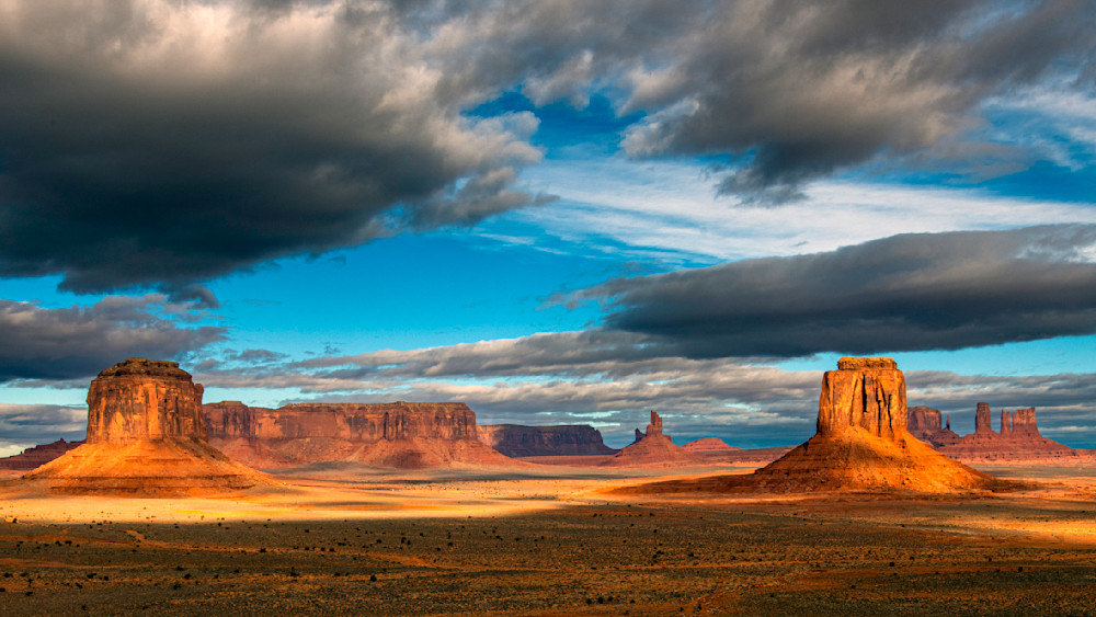 Monument Valley (1) Photography Art | Monteux Gallery