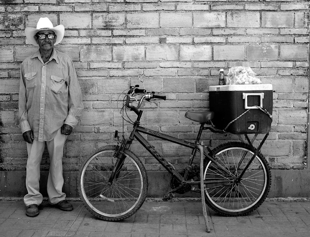 The  Lone  Vendor Photography Art | brianoreilly