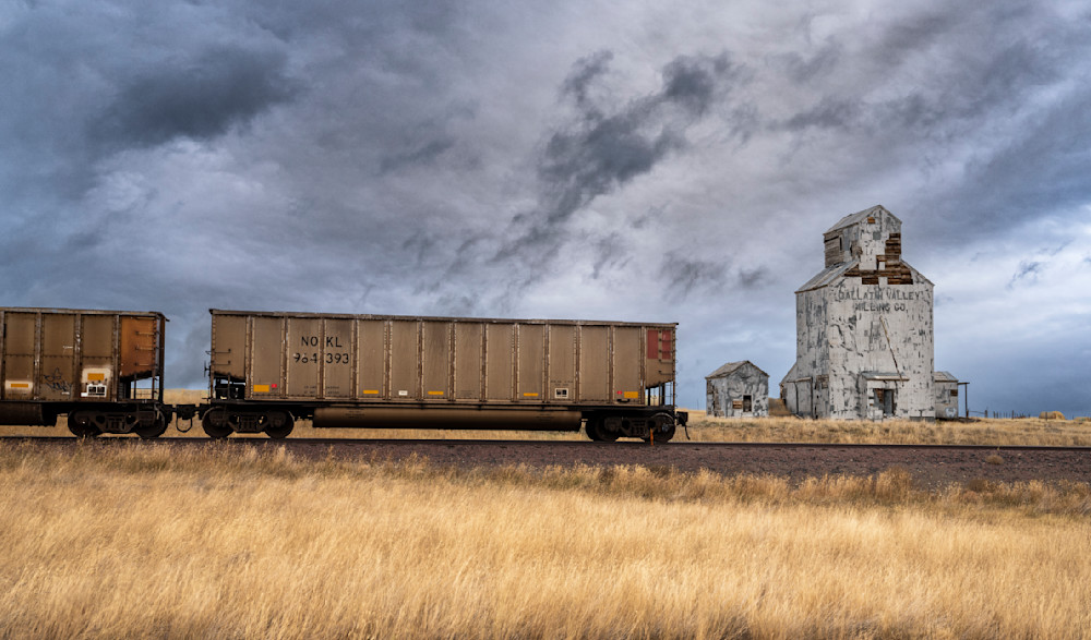 Grain Elevator, Choteau, Montana Photography Art | Dave White Photo