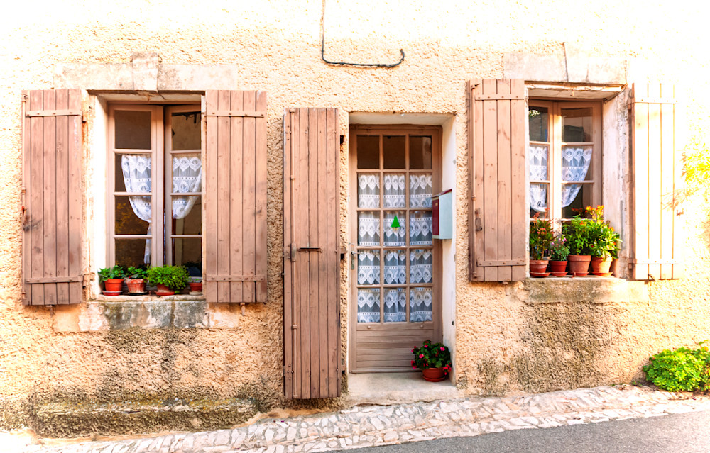 Provence Rustrel Cottage