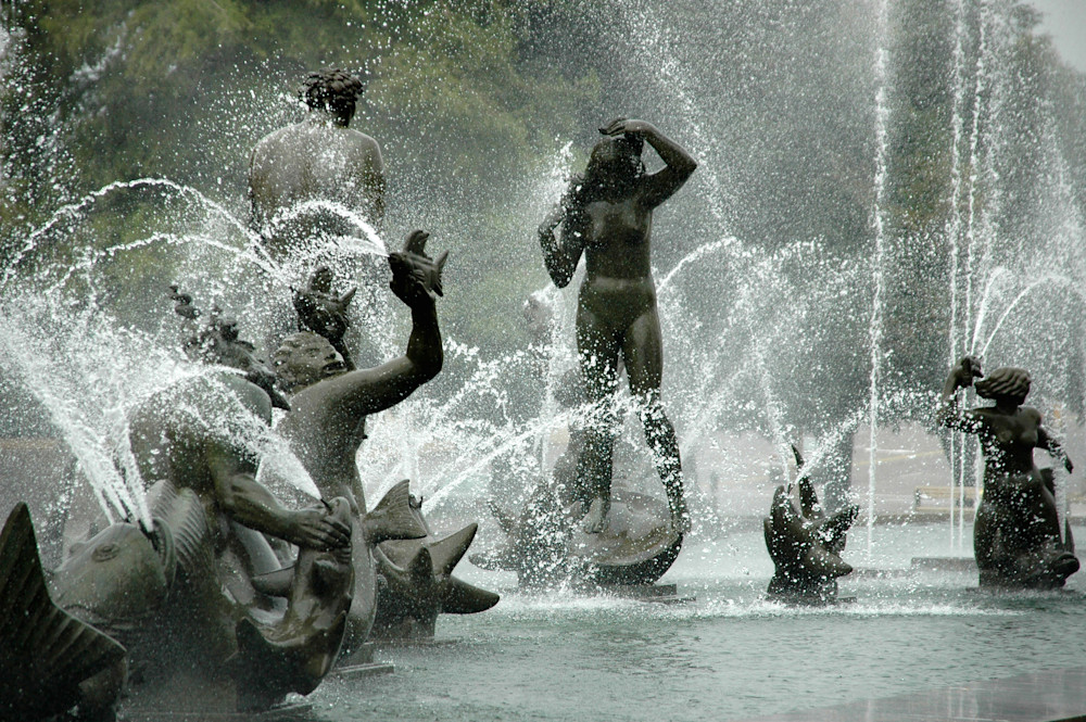 Meeting of the Waters Fountain at Aloe Plaza