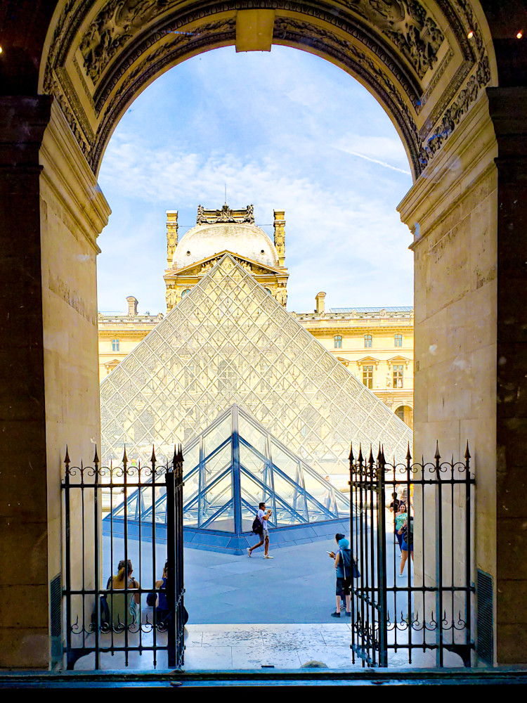 Enter Louvre Photography Art | Sam Gilliss | Visual Arts