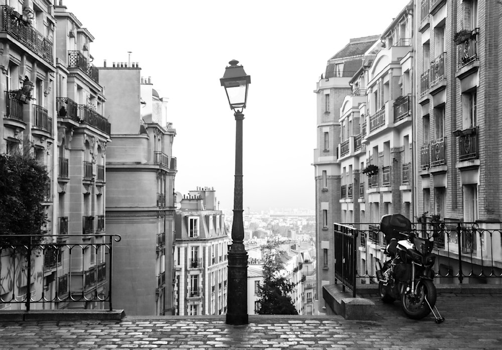 Paris Montmartre View Bw Photography Art | Europa Photogenica     Barbara van Zanten
