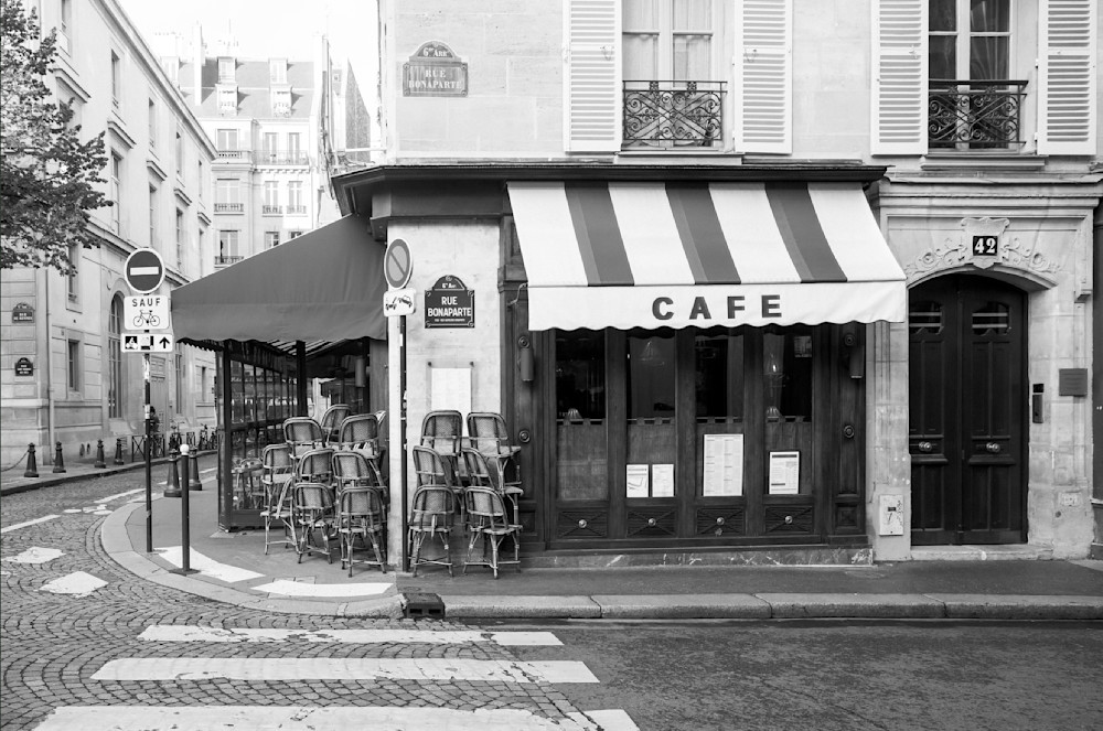 Paris Cafe Bonaparte BW