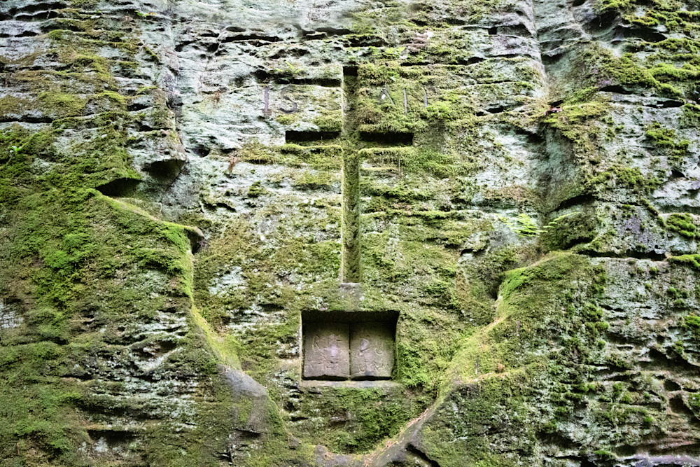 Cross at Worden's Ledges