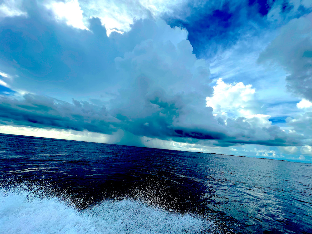 Storm Chasing In The Maldives Art | Claxon du Soleil