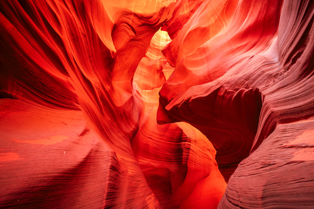  "Discover the Majestic Cathedral-Like Slot Canyon in Northern Arizona"