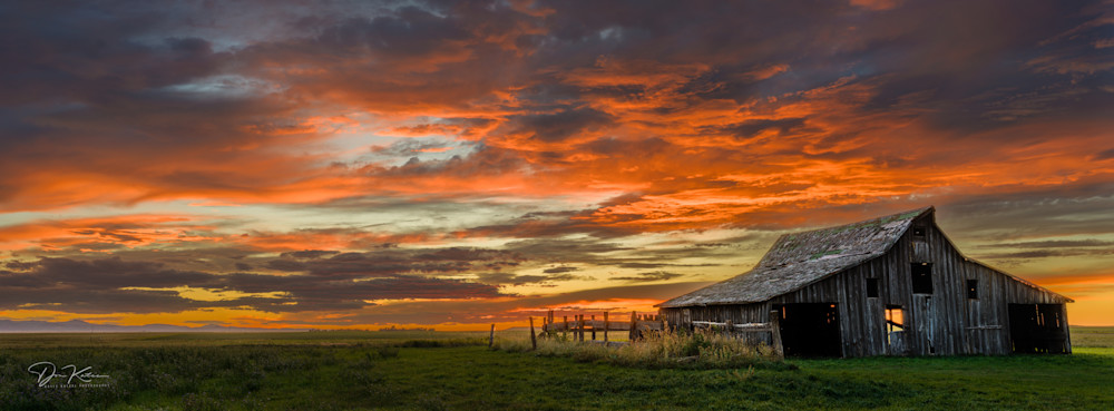 9 Mile Barn And Wild Skies Photography Art | Kates Nature Photography, Inc.