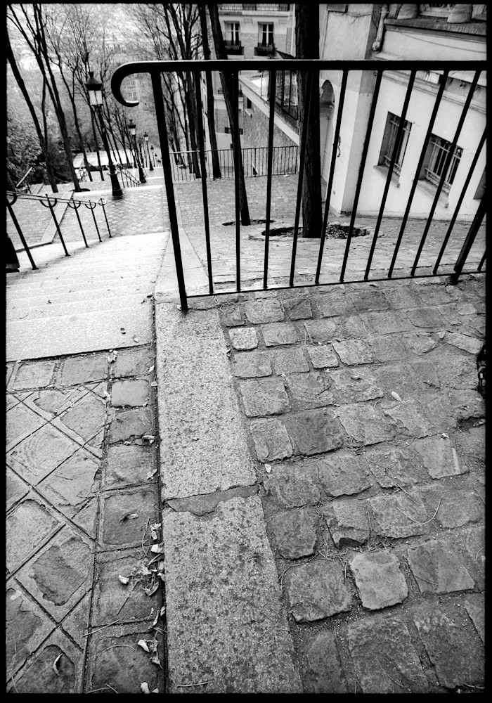 Montmartre Steps Rue Foyatier In November Bw Photography Art | Europa Photogenica     Barbara van Zanten