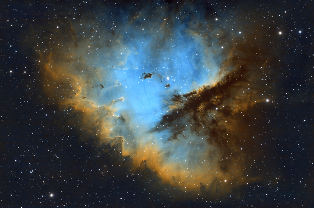 Pacman Nebula (NGC281) or Sharpless-184 (Sh2-184)