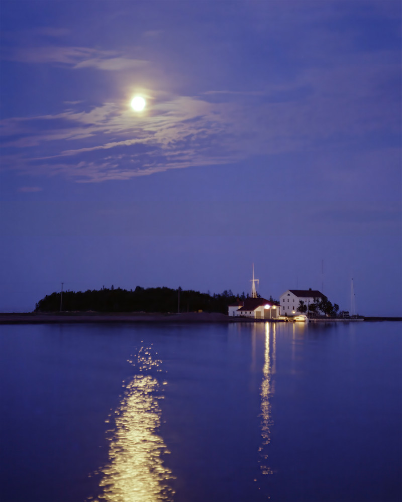 Moonrise Grand Marais Photography Art | Welsh Studios