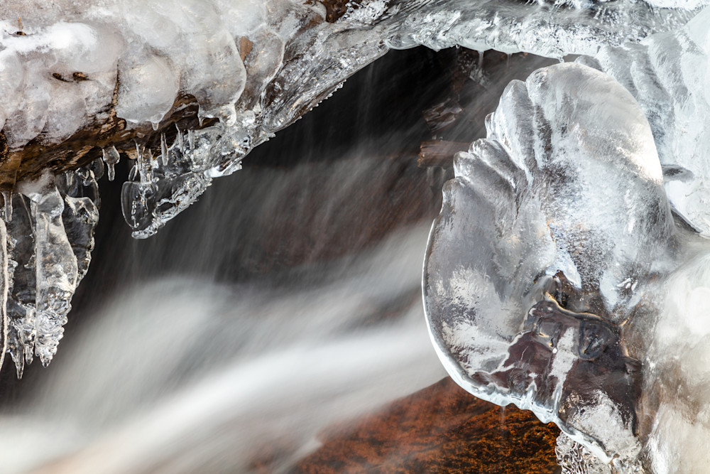 Icy Eagle Falls 3