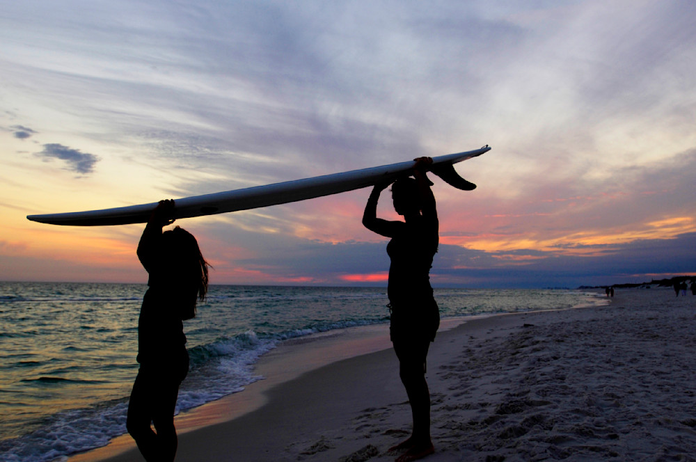 Surf Sisters
