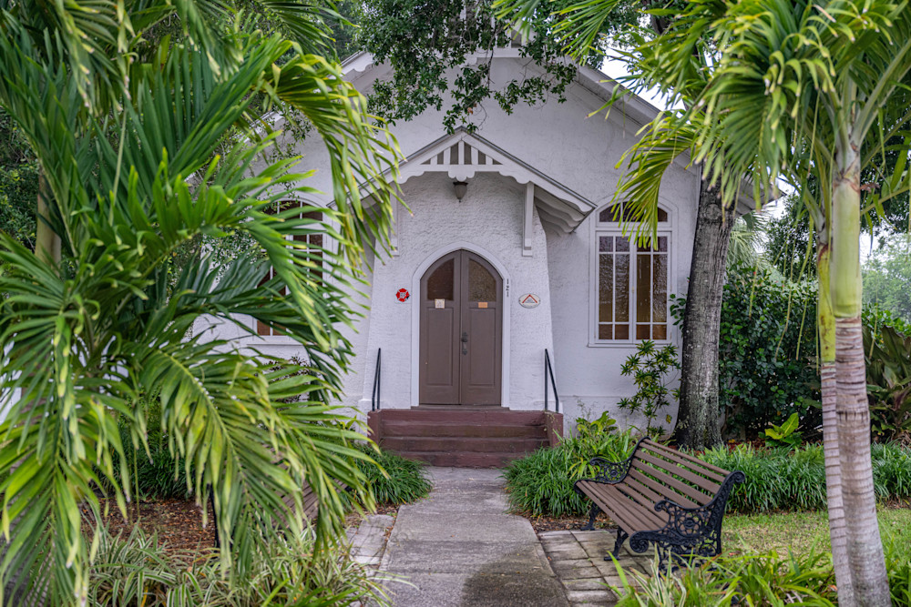 Cocoa Village Main Street 5 10 2024 5008 Photography Art | kramkranphoto