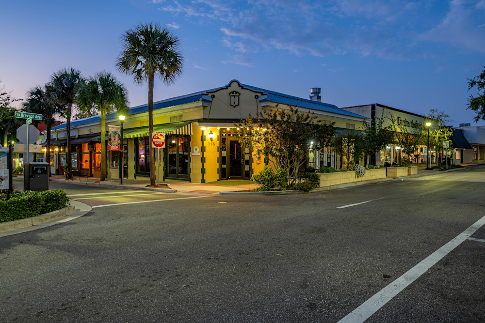 Cocoa Village Main Street 5 10 2024 2067 Photography Art | kramkranphoto
