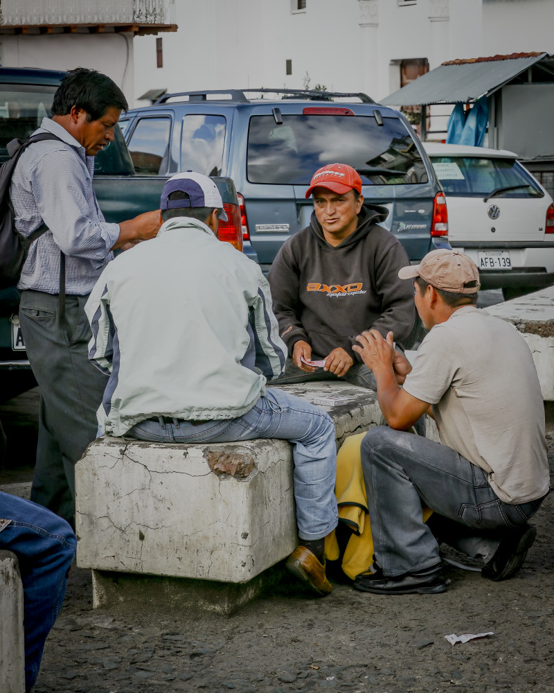  Scott Kasden | Shop photo of Cuenca men playing cards