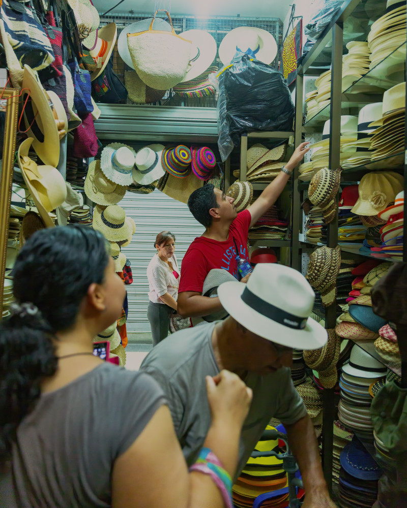 Scott Kasden | Shop photograph of tiny hat store Cuenca