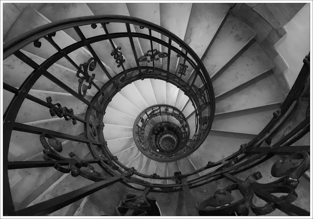 Spiral Elegance: St. Stephen's Staircase in Budapest – Black and White Architecture Print | 910Photography