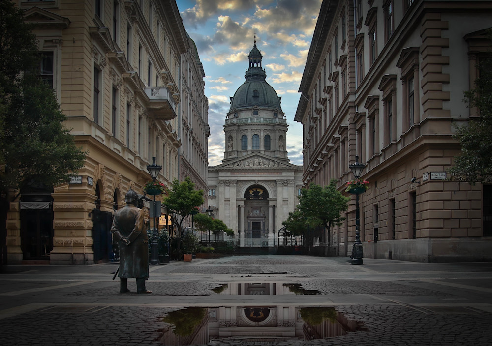Morning Reflections: St. Stephen’s Basilica at Dawn – Budapest Travel Photography & European Wall Art