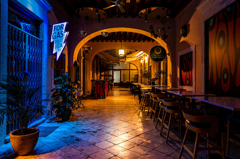 Hot And Cold: Evening Stroll In Split’s Walled City Photography Art | 910photography