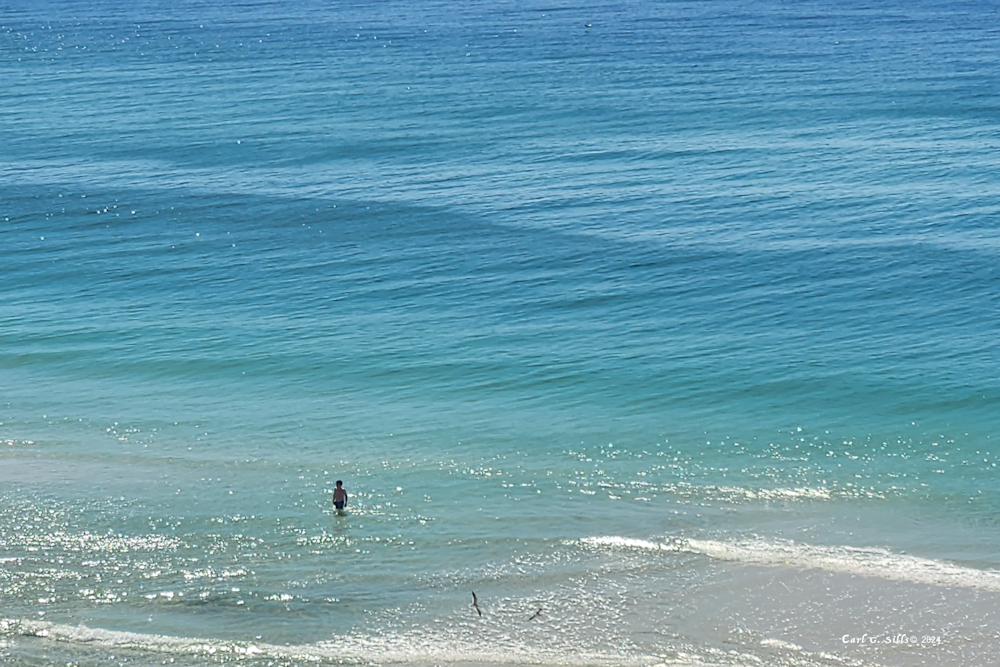 Gulf Minimal One Art | Sills Communications LLC