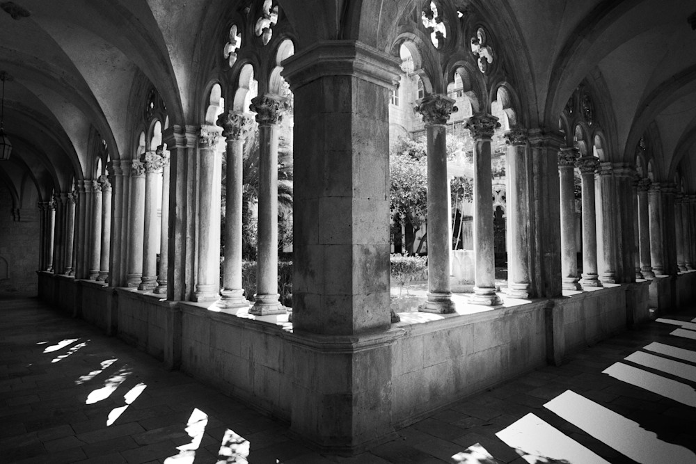 Sacred Silence: Franciscan Monastery Cloister in Dubrovnik – Black and White Fine Art Photography