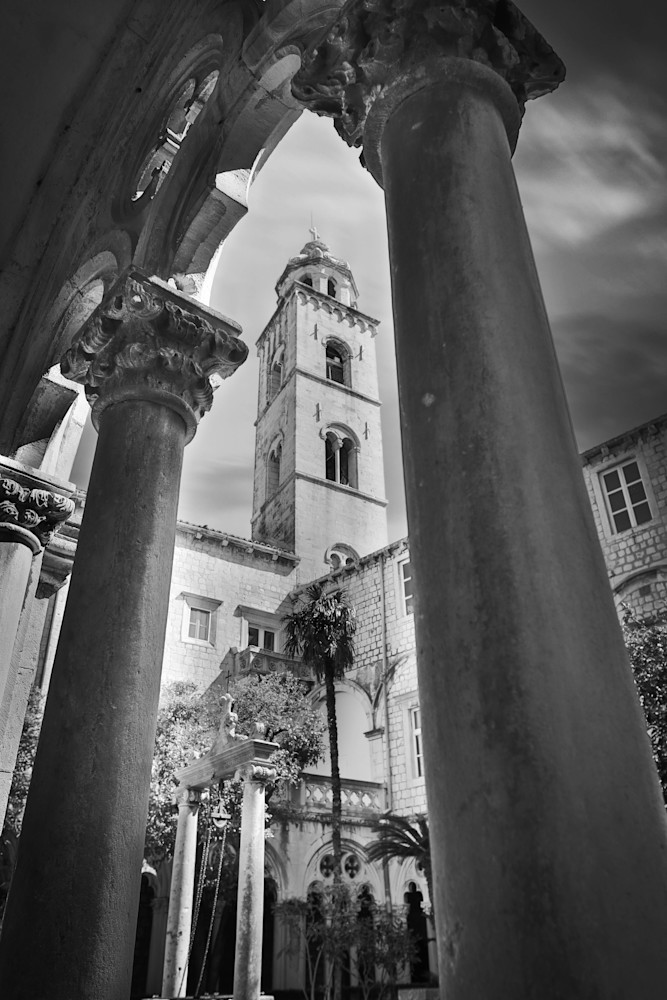 Sacred Silence: Franciscan Monastery Cloister in Dubrovnik – Black and White Fine Art Photography