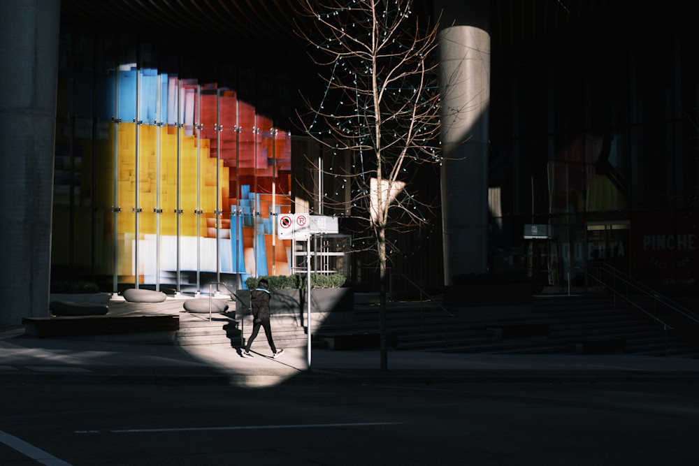 Spotlight on 601 – Urban Light and Color Street Photo | Luis R.R. Siqueira Spotlight on 601 – Urban Light and Color Street Photo | Luis R.R. Siqueira