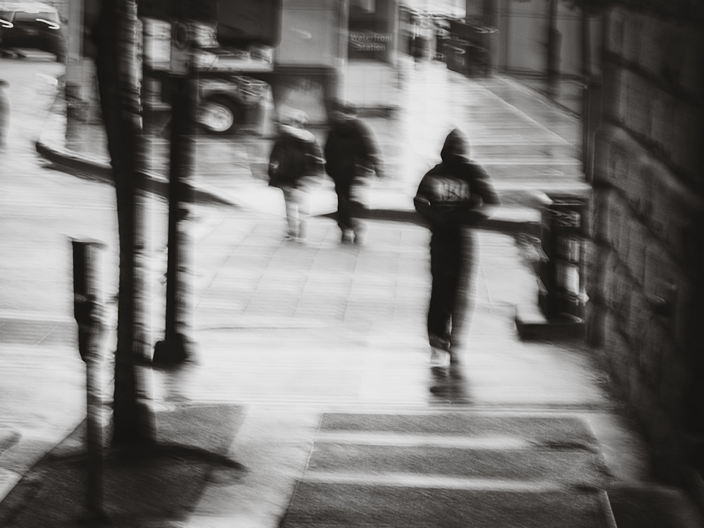 Ghosts of the Transit Hour – Motion Blur Street Photography | Luis R.R. Siqueira