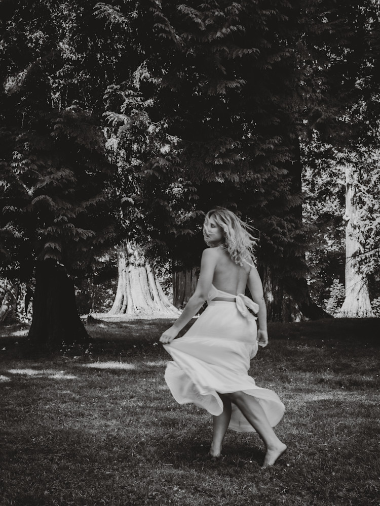 She Turned Toward Light – Fine Art Black & White Portrait by Luis R.R. Siqueira