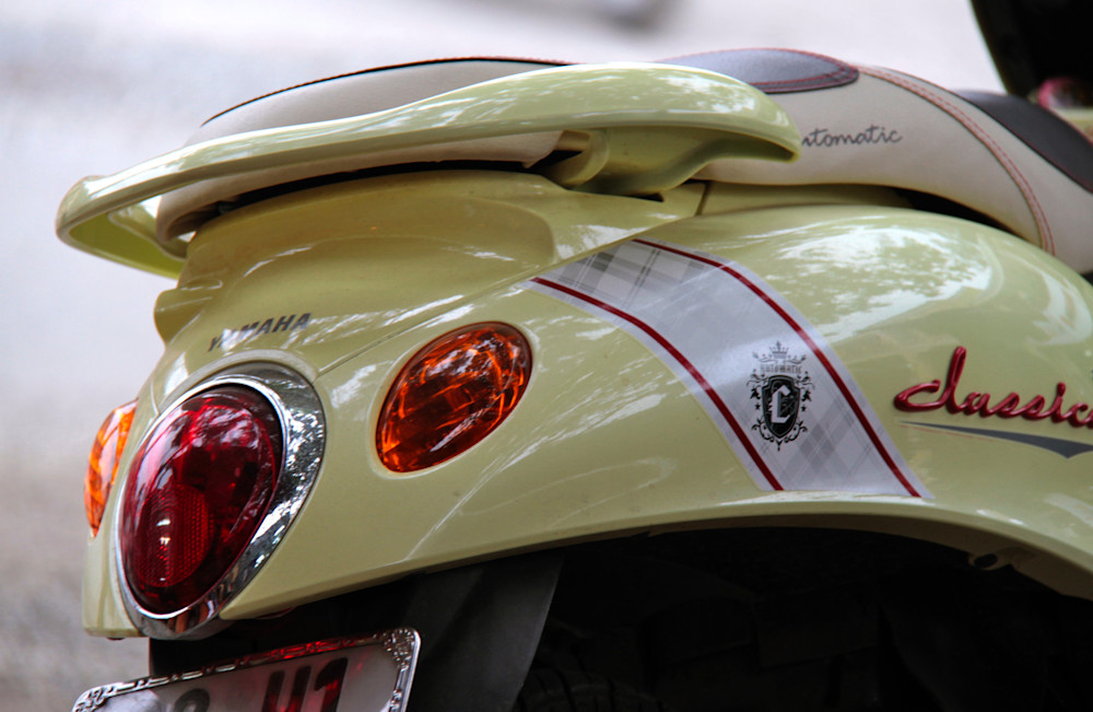 Yamaha Classic Tail Light Photography Art | Images by Simon