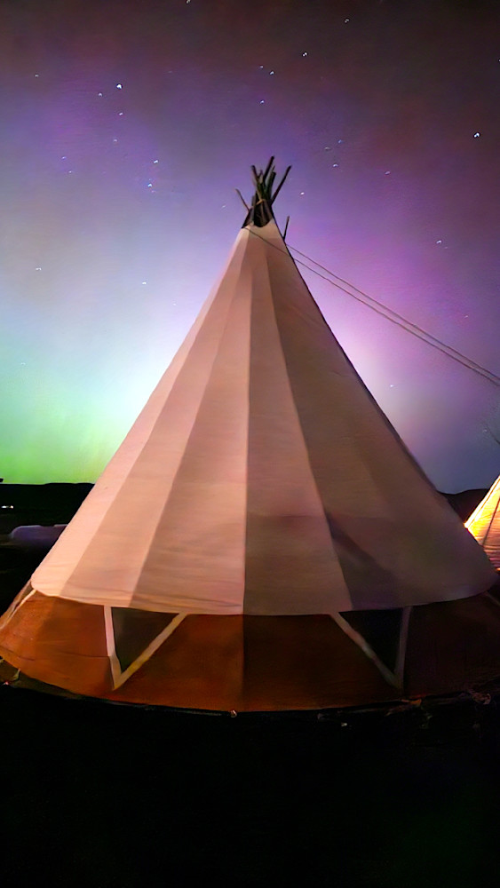 Crane Hot Springs Aurora Borealis Photography Art | InYourBackyard