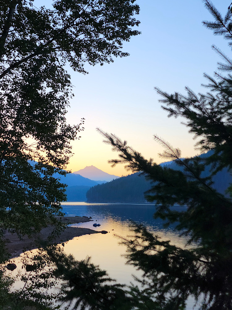 Detroit Lake Oregon Between Trees Photography Art | InYourBackyard