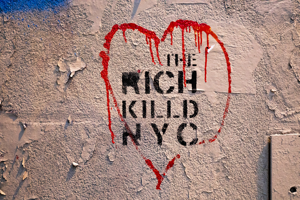 Love Faded – Fine Art Print by Ricardo Picón | City Skin Series