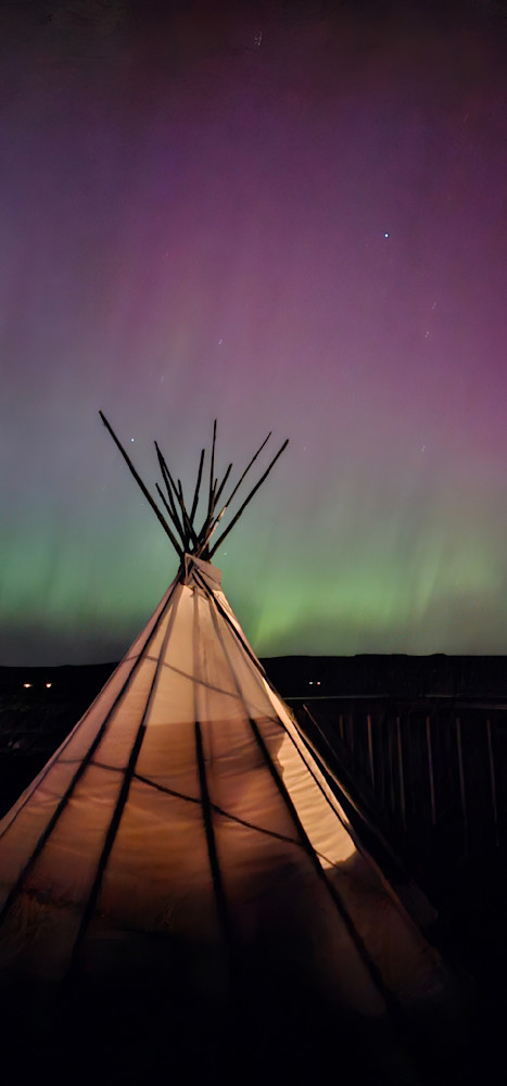 Arora Borealis Tent Backdrop Photography Art | InYourBackyard