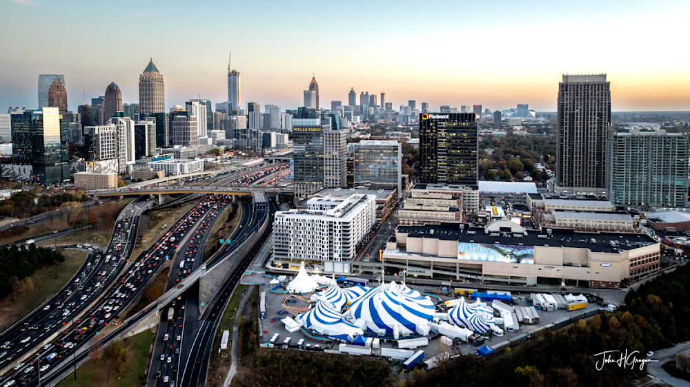 Cirque Du Soleil In Town Photography Art | John Grogan Photography