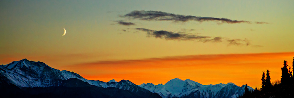 Moonrise on the Glenn