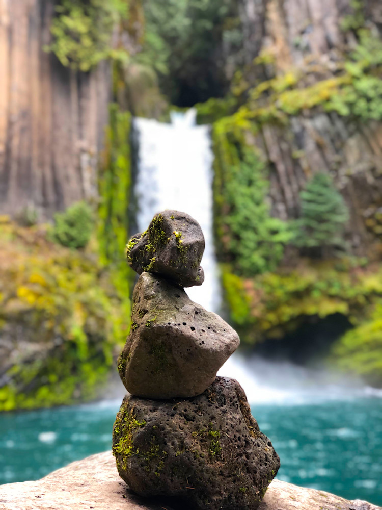 Rock Lady At Toketee Photography Art | InYourBackyard