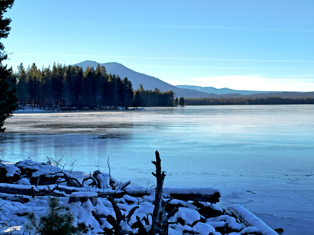 Frozen Crane Prairie Reservoir Photography Art | InYourBackyard