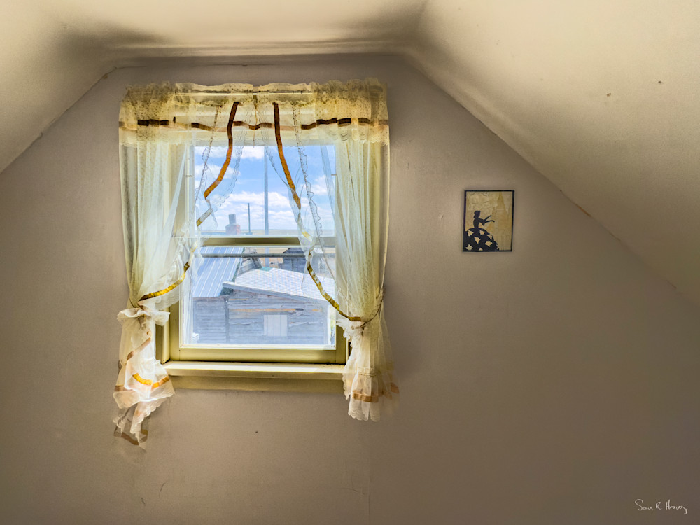 Curtains In A Forgotten Room Photography Art | Sean R. Heavey