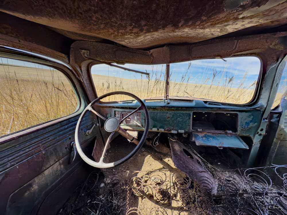 Driver Of The Prairie Silence Photography Art | Sean R. Heavey